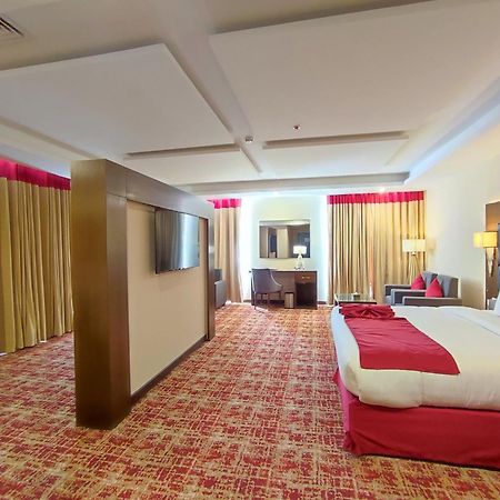 Ramada By Wyndham Murree Lower Topa Resort Exterior foto