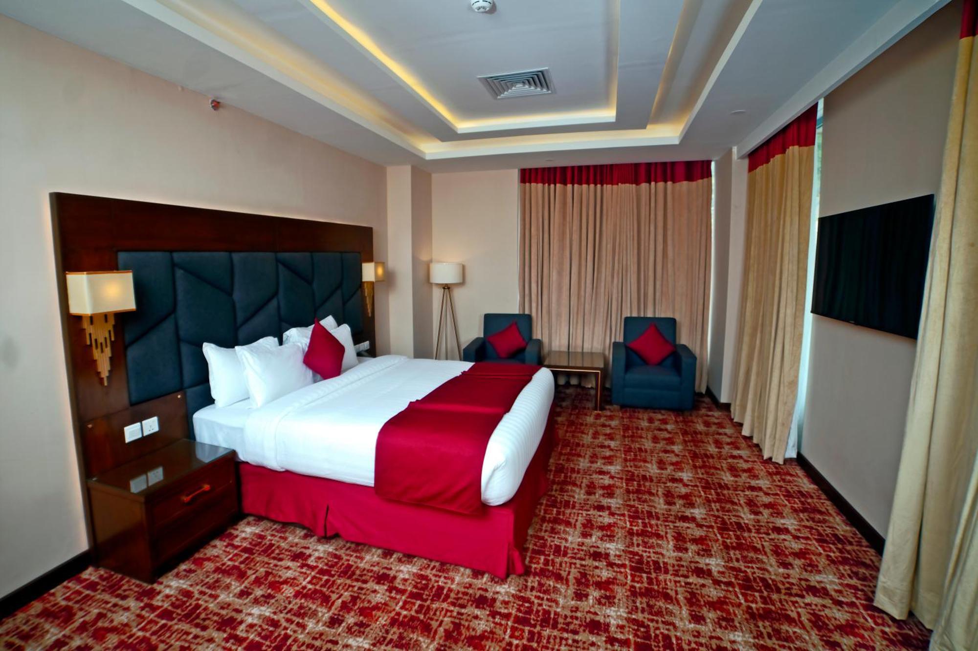 Ramada By Wyndham Murree Lower Topa Resort Exterior foto
