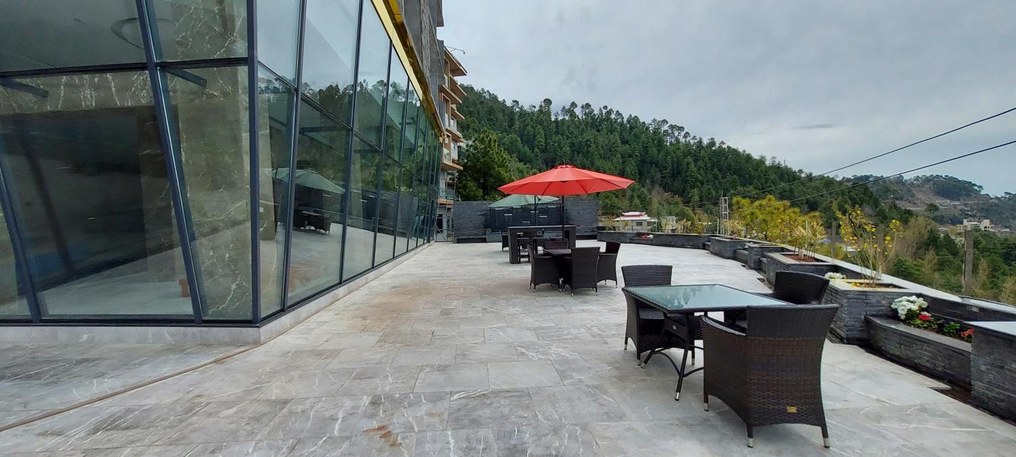 Ramada By Wyndham Murree Lower Topa Resort Exterior foto